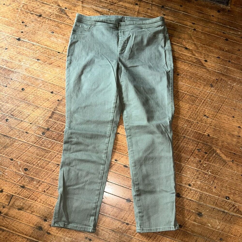 Chico's Olive Green Stretch Jeggings